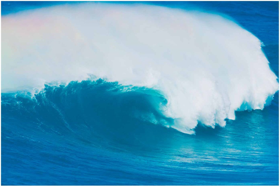 Spilling breaker, resulting from a gradual beach slope