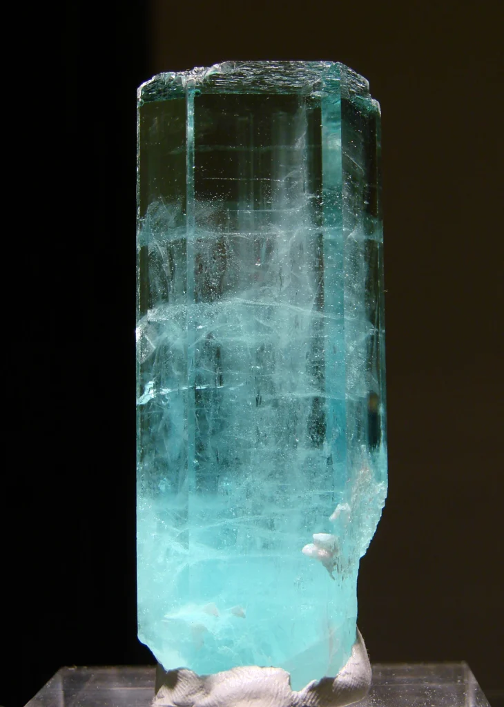 1 Introduction 1.12 Aquamarine (beryl)
