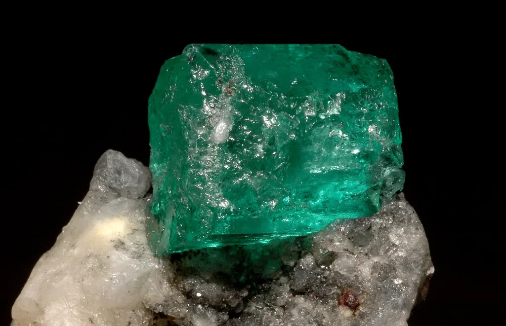 1 Introduction 1.13 Emerald (beryl)