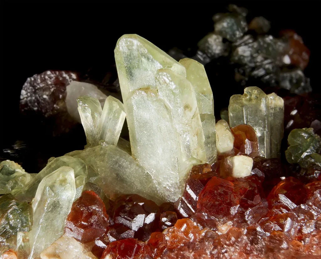 1 Introduction 1.35 Diopside, garnet, and clinochlore