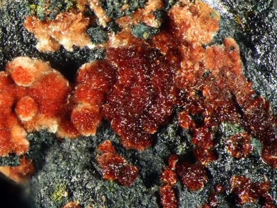 1 Introduction 1.27 Martyite, an anthropogenic mineral containing zinc and vanadium