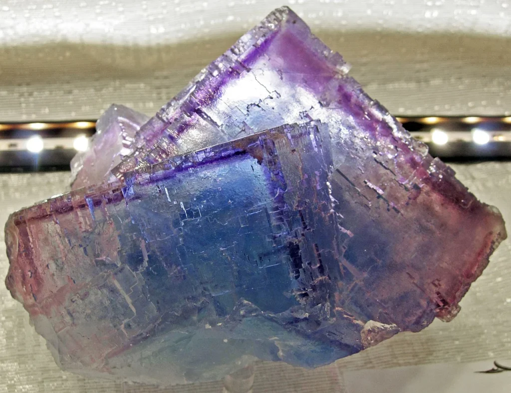 4 Crystals and Crystallization Zoned fluorite crystals from China