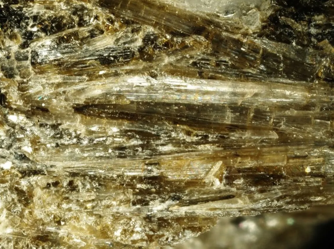 3 Mineral Properties 3 Mineral Properties