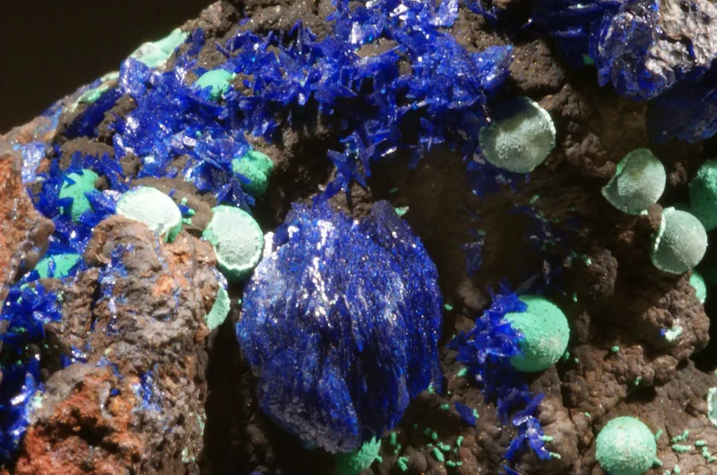 4 Crystals and Crystallization 4 Crystals and Crystallization
