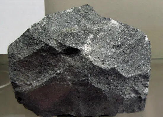 6 Igneous Rocks and Silicate Minerals Latite image