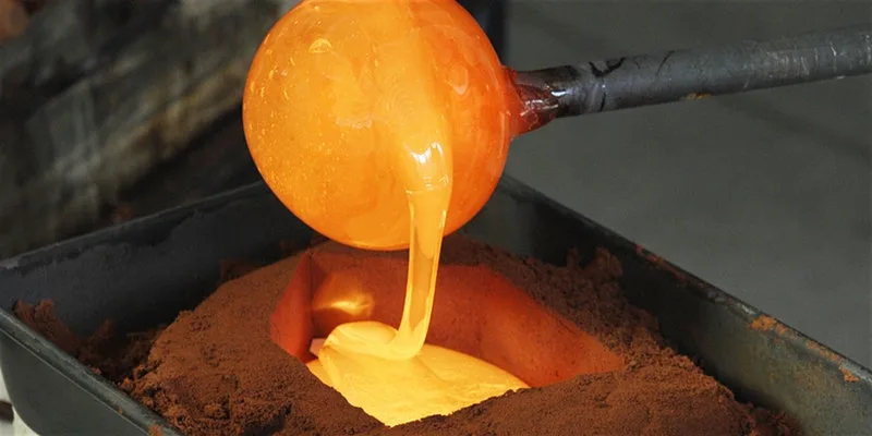4 Crystals and Crystallization Pouring molten glass