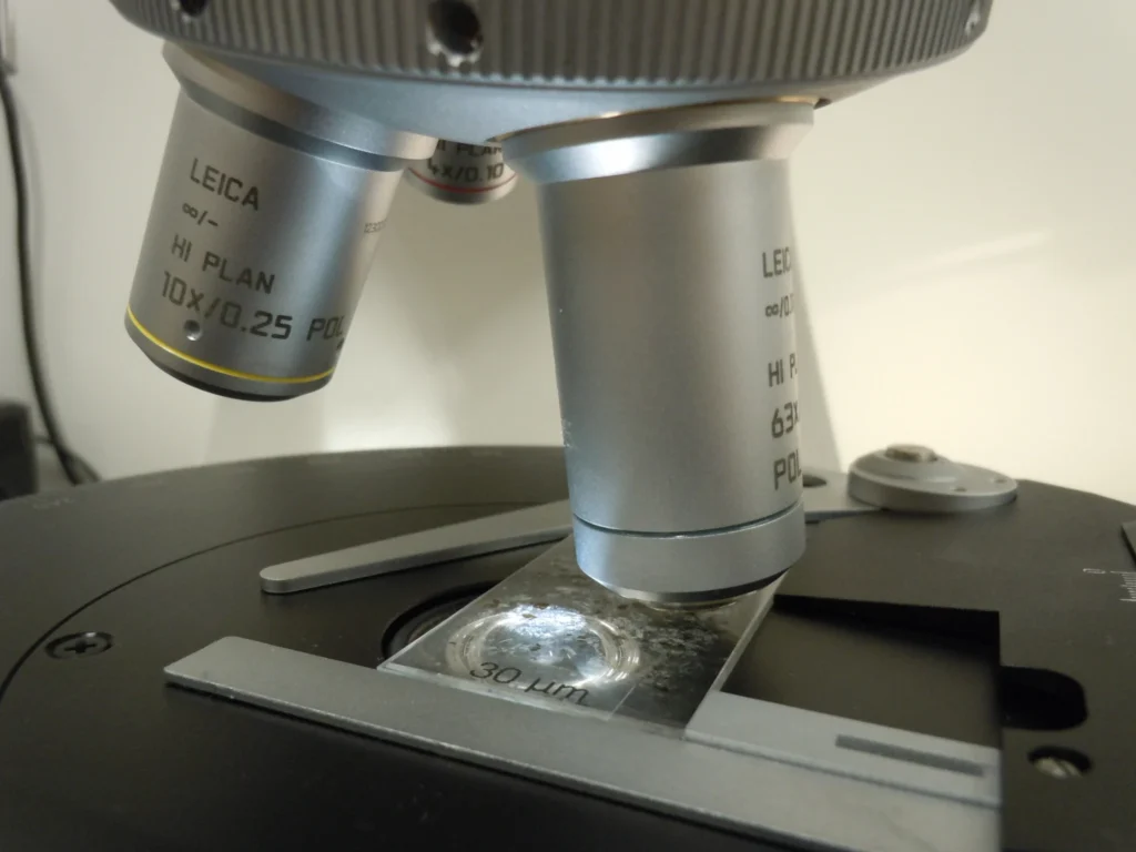 5 Optical Mineralogy Microscope turret and objective lenses
