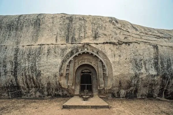 Mauryan Art and Architecture- UPSC Barabar Caves