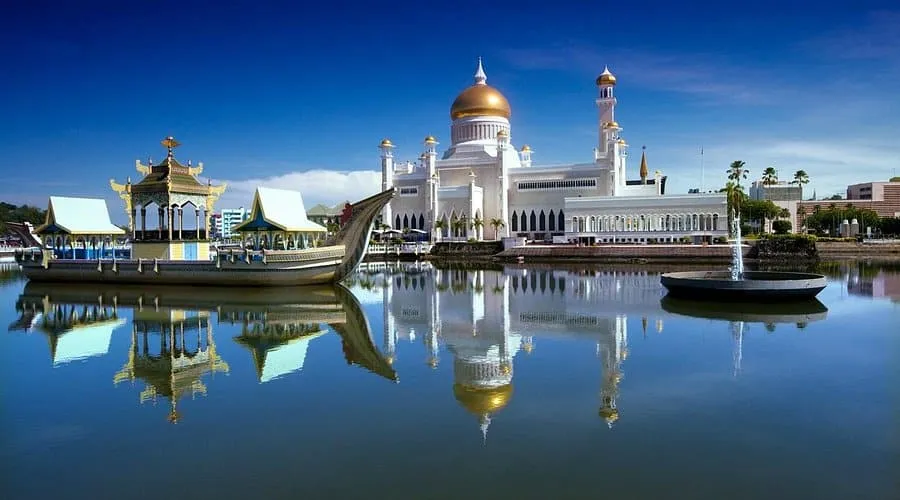 Discover 10 World-Renowned Mosque Masterpieces. March 20, 2026.