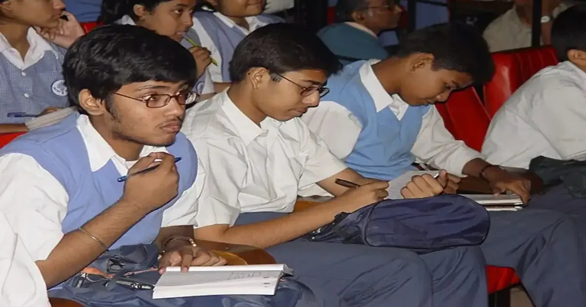 Students celebrating results announcement for JNVST 2026.