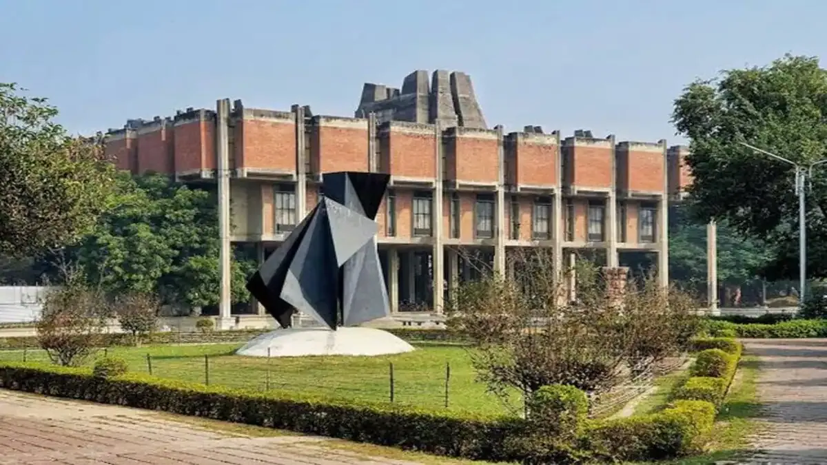 IIT Kanpur and Power Foundation collaboration announcement for energy research