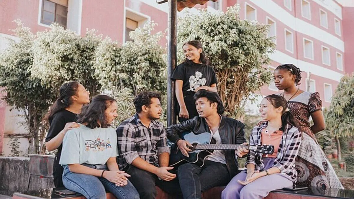 Youth participating in an educational cultural exchange program in India.