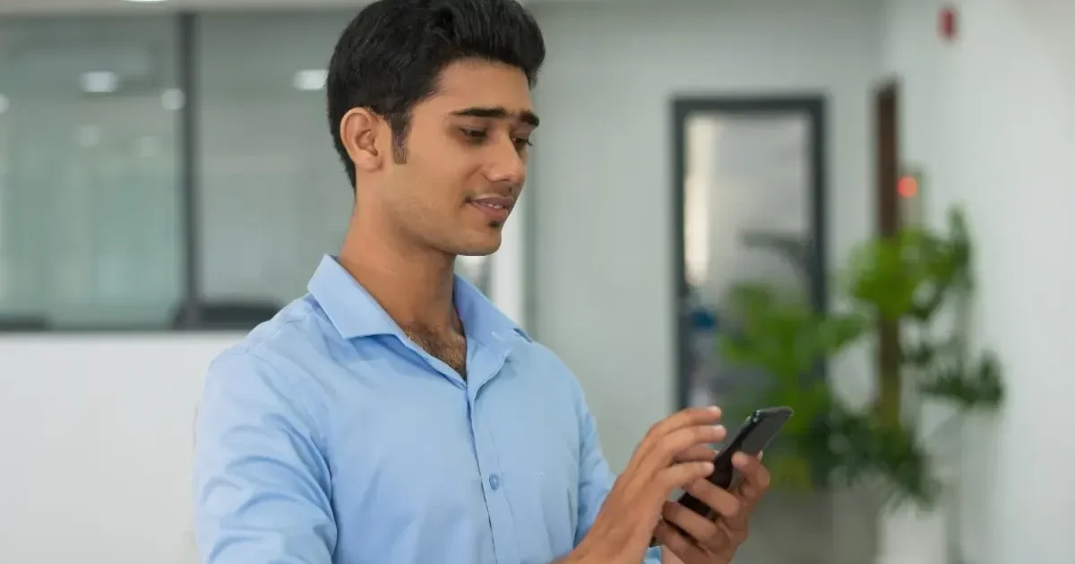 A student marking dates on a calendar for the upcoming SSC JE and CHSL 2025 Tier 2 exams, with the StudyHub logo visible.